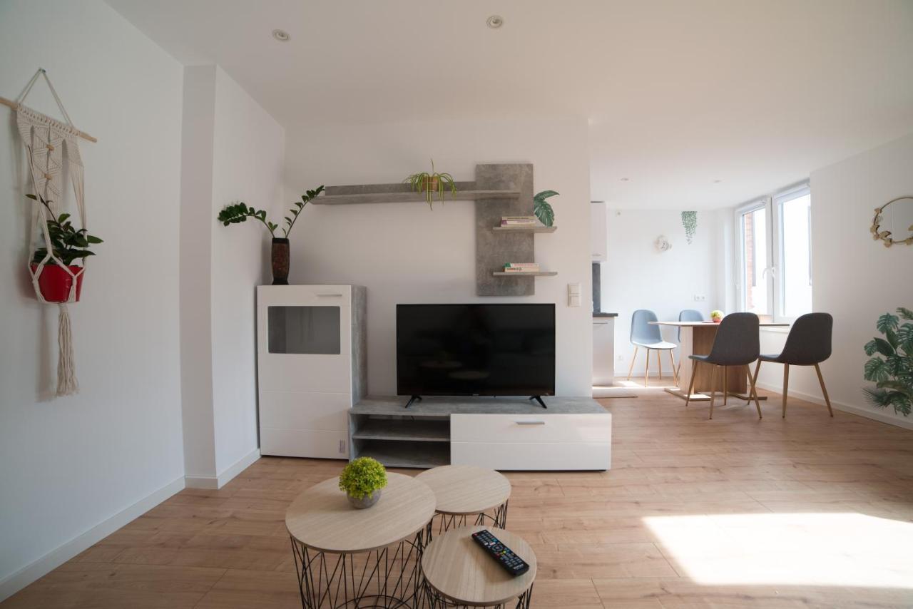 Schoene Ferienwohnung 54 M², Zentrumsnah, Kingbett Ерфурт Екстер'єр фото