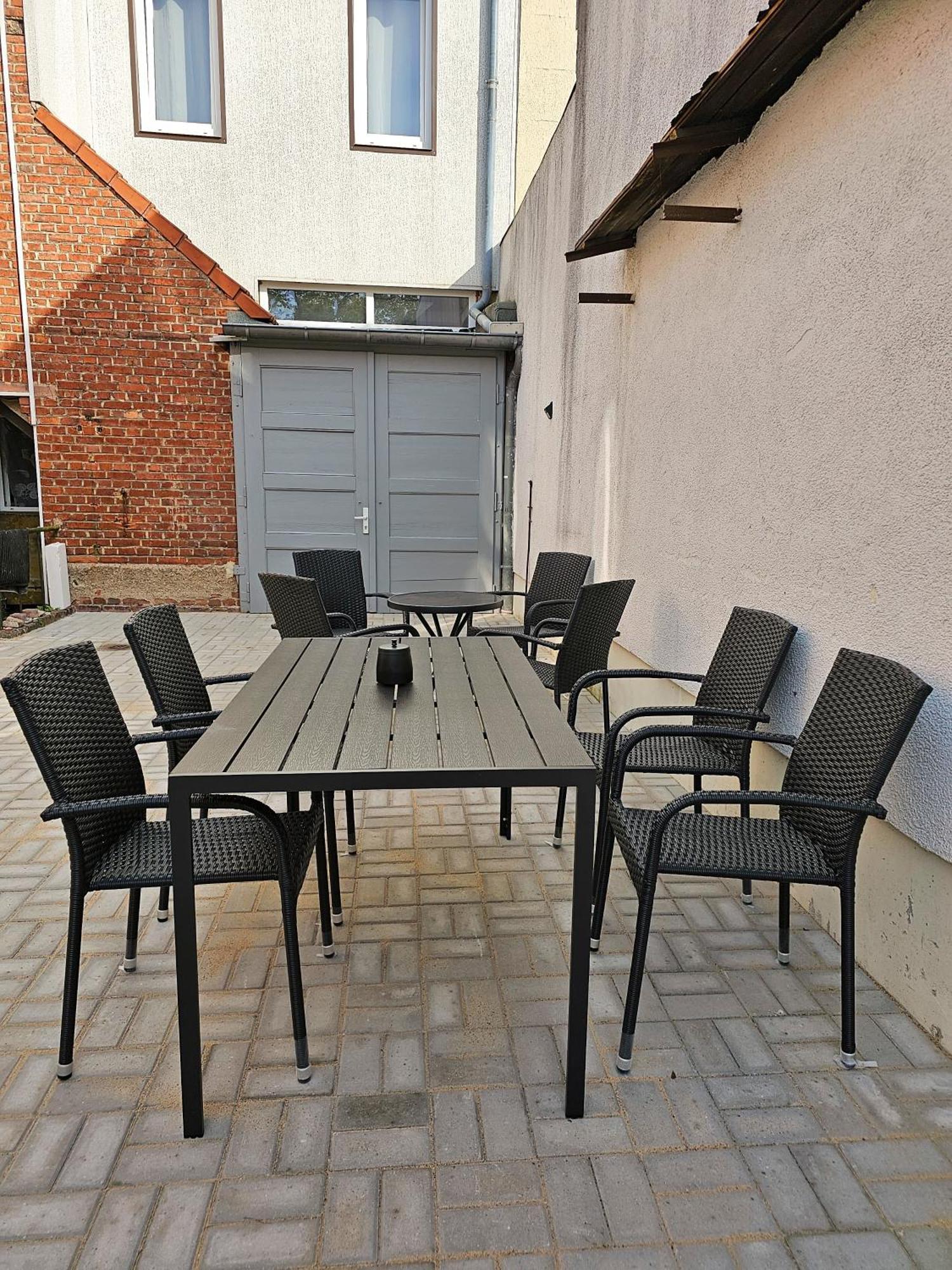 Schoene Ferienwohnung 54 M², Zentrumsnah, Kingbett Ерфурт Екстер'єр фото